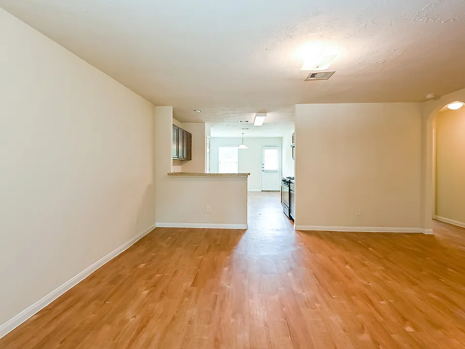 3631 Apache Meadows Dr