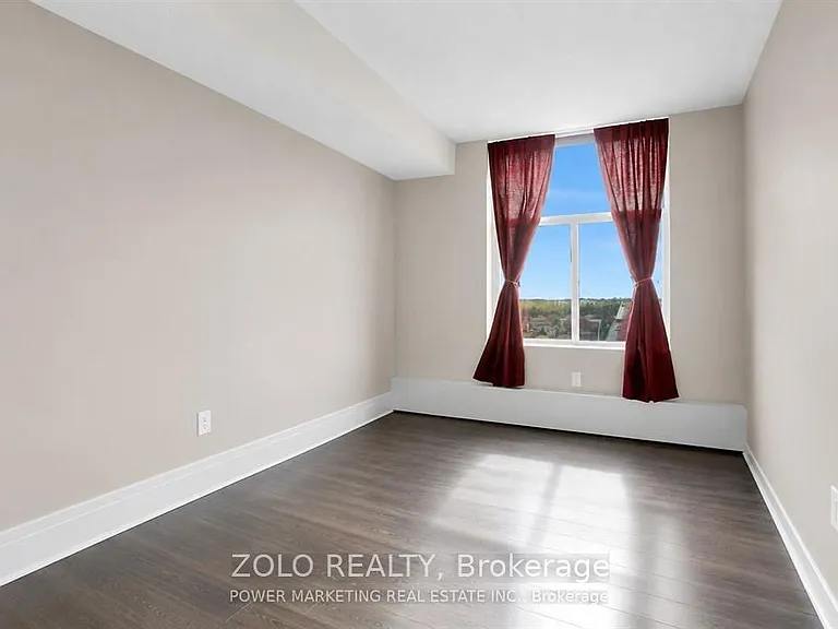 2759 Carousel Cres #1206 — Photo 19