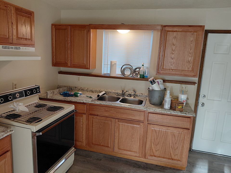 1st image of 3115 Belmont St APT C