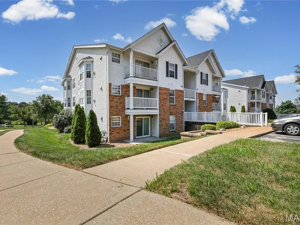 1209 Woodland Point Dr APT B, Saint Louis, MO 63146