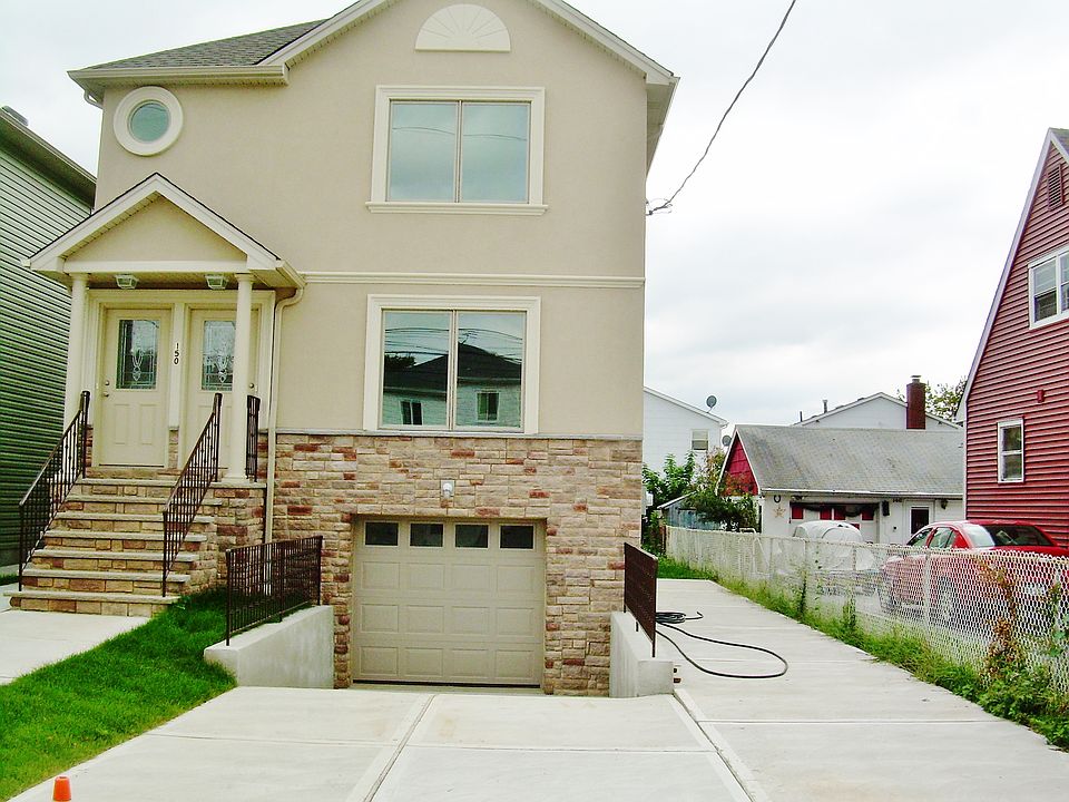 1st image of 150 Vedder Ave