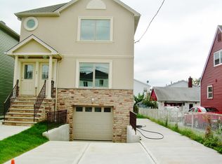 150 Vedder Ave, Staten Island, NY 10302