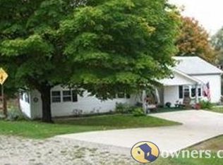 6 Sheperd Rd, West Alexander, PA 15376