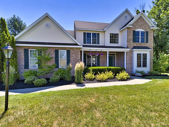 3rd image of 7 Moreland Dr