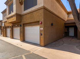 1445 E Broadway Rd