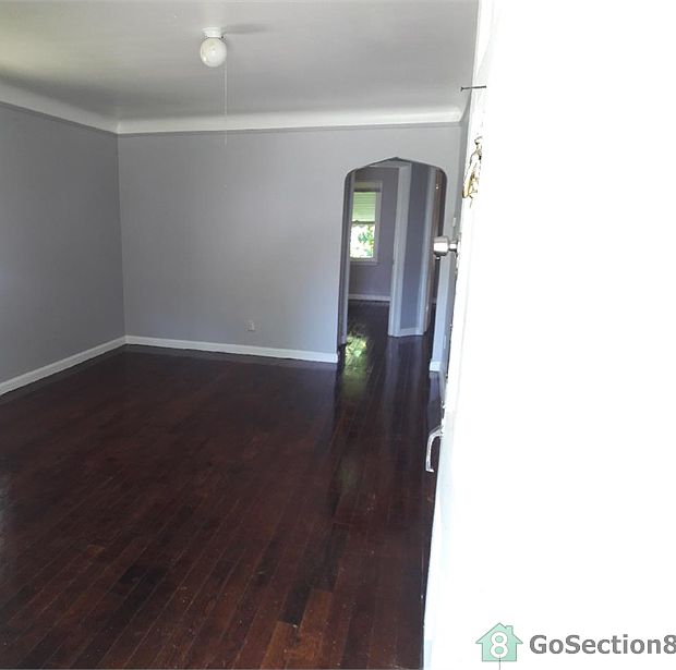 1st image of 12721 Duchess St