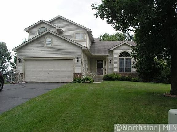 2nd image of 3235 Meadow Brook Pl
