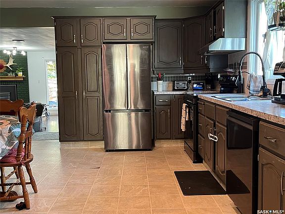5th image of 1145 9TH AVENUE SW