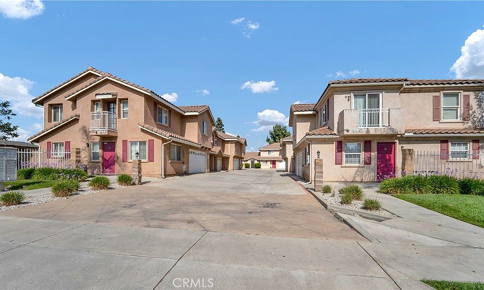 1st image of 8421 Oleander Ave
