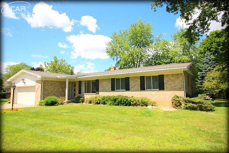 1st image of 1055 Pinecrest Ln