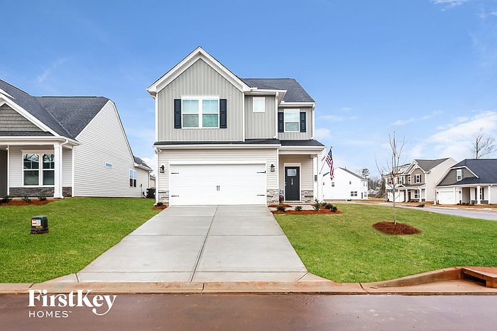 1st image of 119 Wild Lily Dr