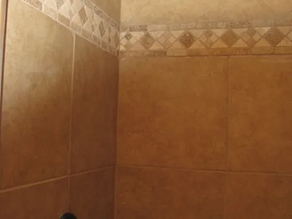 2200 S Stewart Ave, Lombard, IL