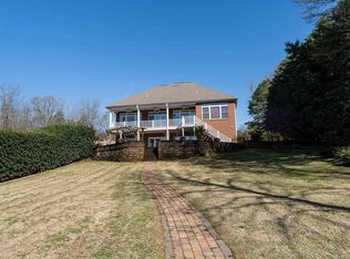 155 Pearl Ln, Campobello, SC 29322