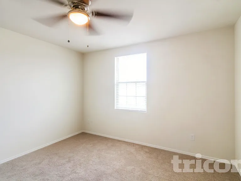 5697 McClelland St — Photo 11