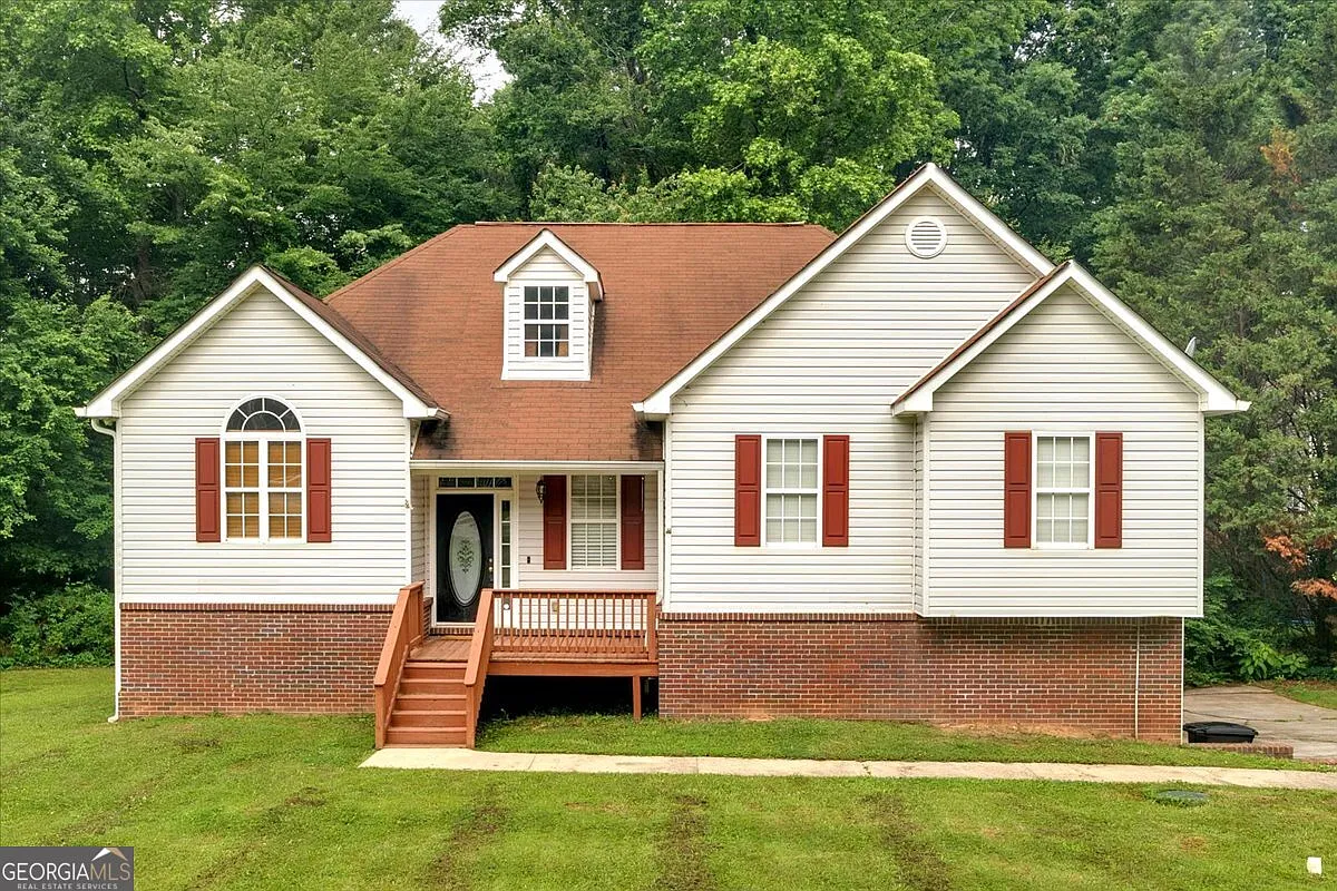 185 White Oak Ct photo 1