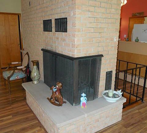 4th image of 510 W Home St