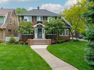 14914 Lake Ave, Lakewood, OH 44107