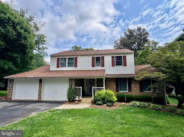 7405 Hillside Dr, Frederick, MD 21702