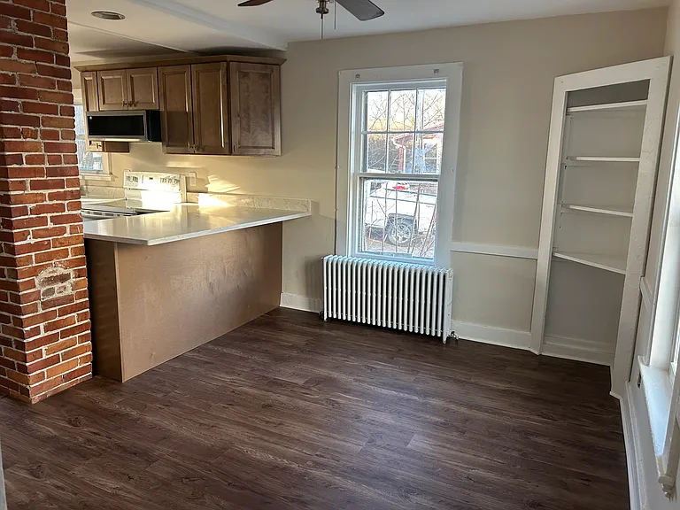 68 Perkins St — Photo 3