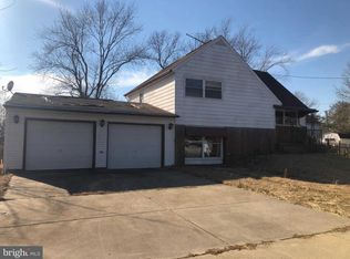 4 James Ln, Hammonton, NJ 08037