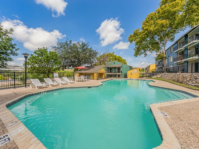 Vineyard Garden — Photo 7