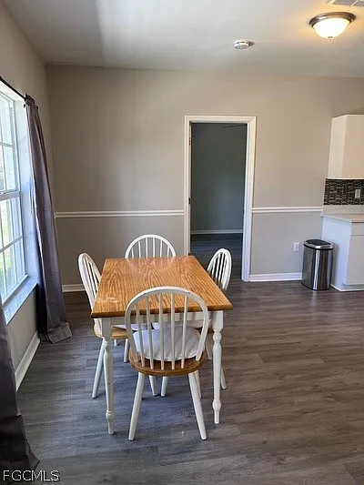 1107 Enrique St E — Photo 10
