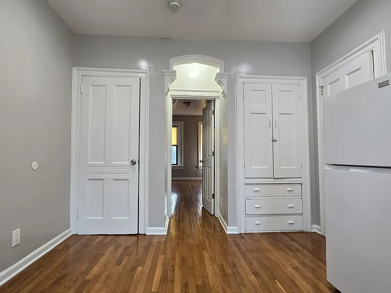 27 Wakeman Ave #3 — Photo 2