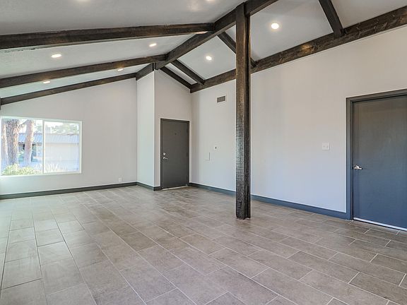 4th image of 11434 S Maze Ct
