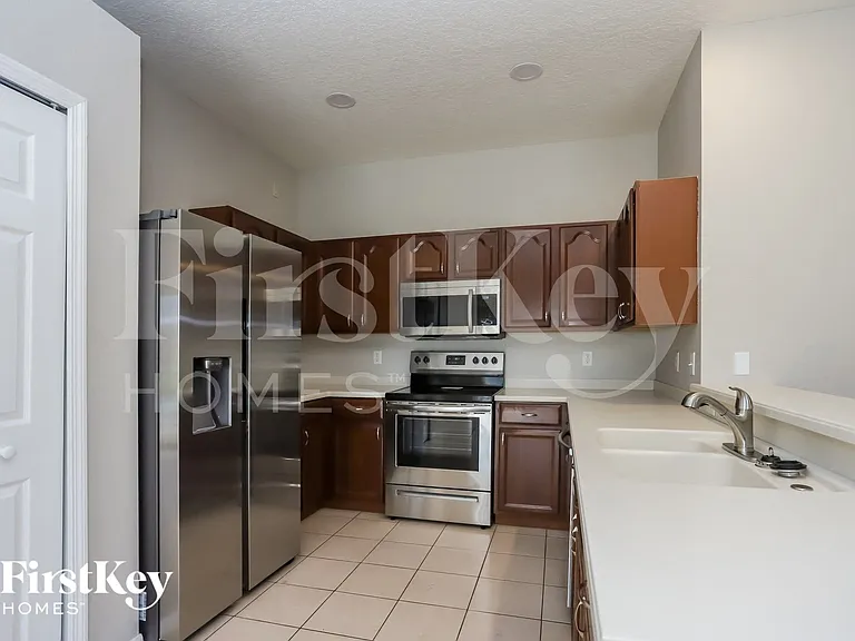 1510 Emerald Hill Way — Photo 4