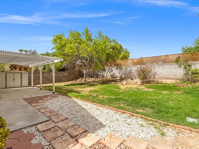 3201 Ventana Hills Dr — Photo 23