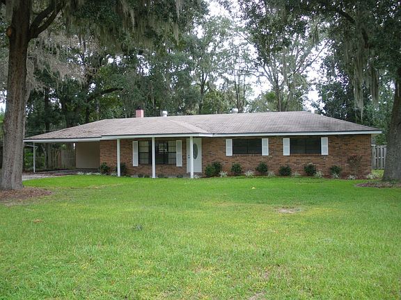 Large Landscaped Front Yard