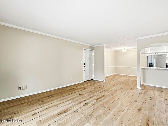 3rd image of 8006 Westover Dr #G5