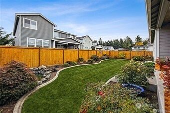 3rd image of 17319 127th Avenue Ct E
