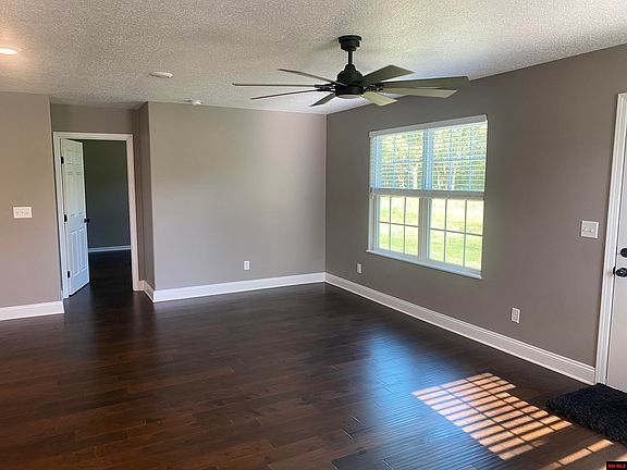 4th image of 1101 Ozark Ave