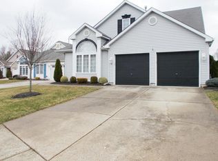 5 N Avon Dr, Jackson, NJ 08527