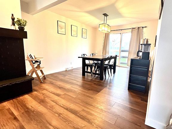 4th image of 215 Garfield Avenue