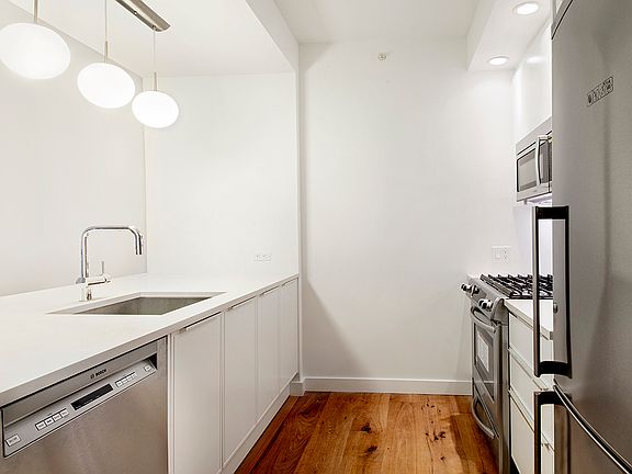 3rd image of 23 W 116th St APT 4H