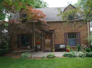 408 43rd St, Des Moines, IA 50312