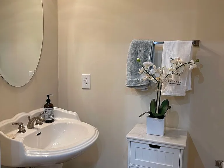 3779 Ashford Creek Ave — Photo 6