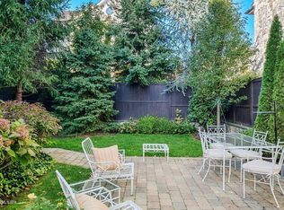 233 Milbank Ave APT 6, Greenwich, CT 06830