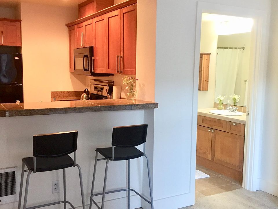 Breakfast Bar