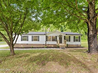 9307 Pedigo Rd, Powell, TN 37849