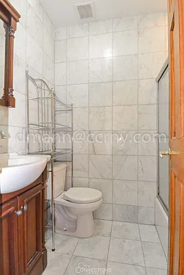 Rented by City Connections Realty | media 11