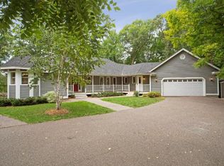 14405 McGinty Rd W, Wayzata, MN 55391