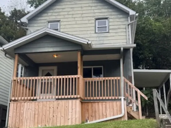 124 N Mulberry St, New Castle, PA 16101