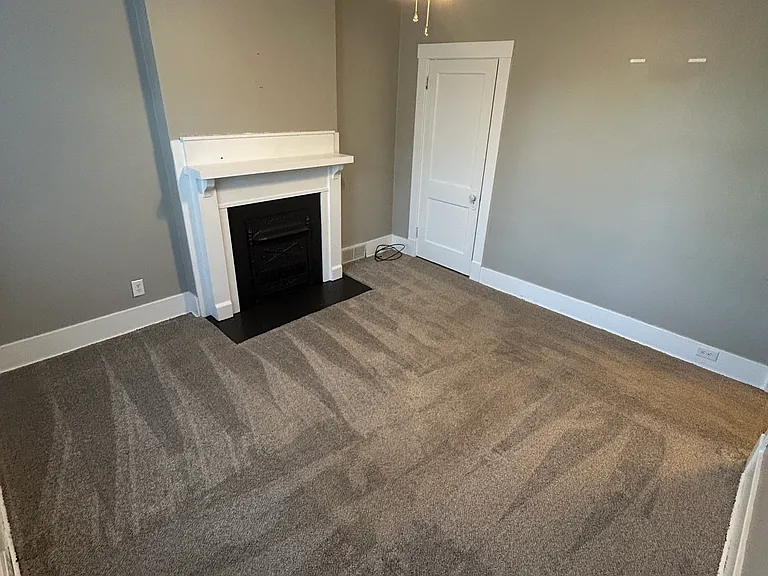 1425 Lasalle Ave #2 — Photo 8