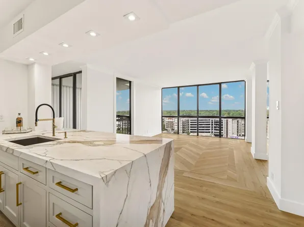 5001 Woodway Dr #1305, Houston, TX 77056