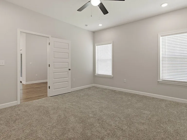 6434 Kylito Cir — Photo 15