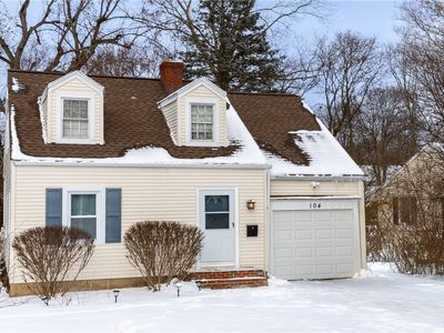 104 Sunset Dr, Rochester, NY, 14618