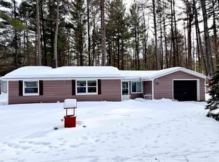 4019 E Higgins Lake Dr, Roscommon, MI 48653